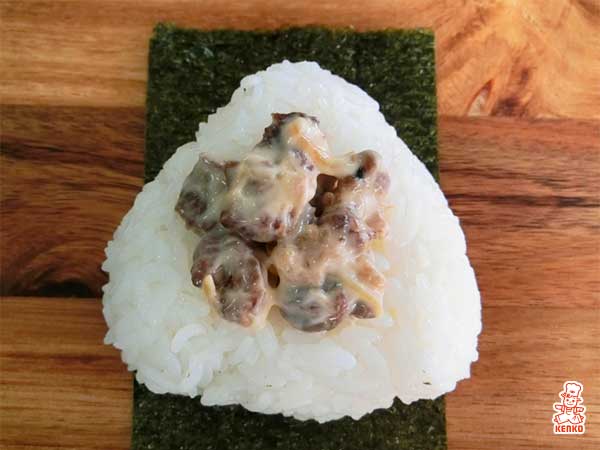 わさび牛しぐれ煮おにぎり