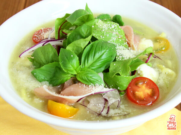 バジル香るイタリアンラーメン