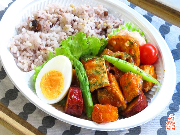 揚げ野菜入りチキンチャップ弁当