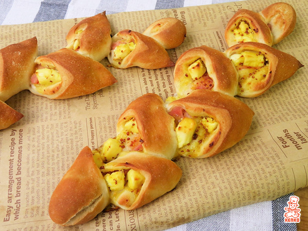 クリームチーズ&ベーコンのエピ ハニマ風味