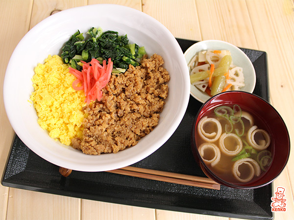 三色丼