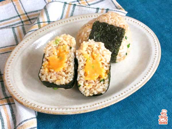 醤油香るたまごかけご飯風おにぎり