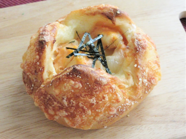 北海道明太ポテトのチーズパン