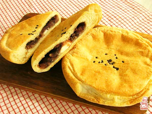 グレインズ入りおはぎ風おやきパン