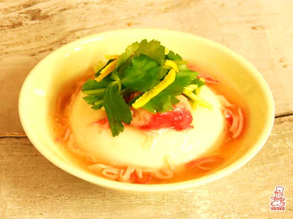 豆腐のかに風味かまぼこあんかけ