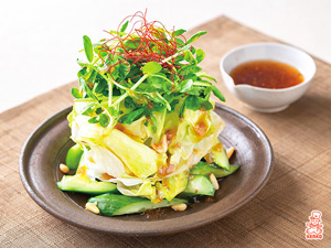 豆苗とたたき胡瓜のサラダ