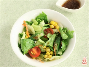 夏野菜のグリーンミニサラダ