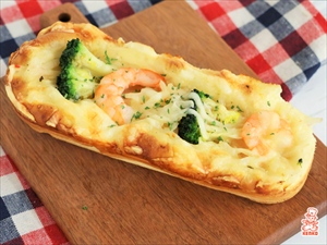 海老とブロッコリーのシャキシャキポテトパン