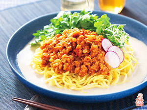 大豆ミートとパクチーの冷やし担々麺