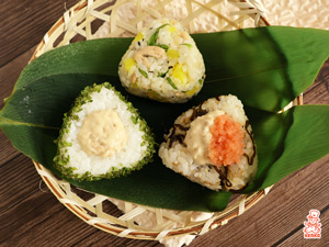 お豆でつくったツナおにぎり３種