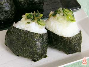 わさび昆布のせおにぎり
