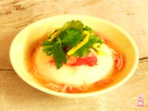 豆腐のかに風味かまぼこあんかけ